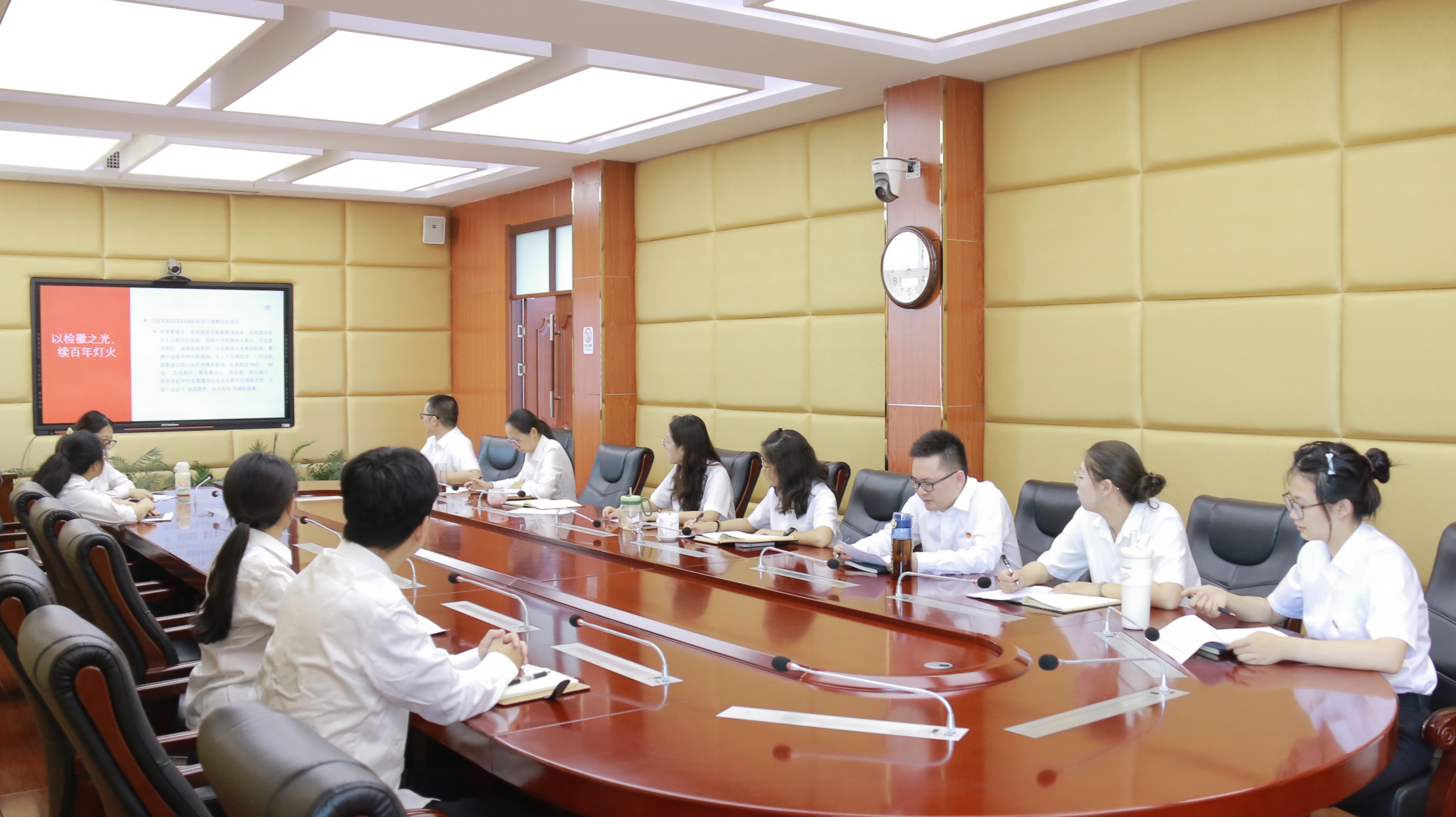 “红歌回响 检心向党”汉南区检察院举办2025年第二期“春笋茁阅”读书班活动
